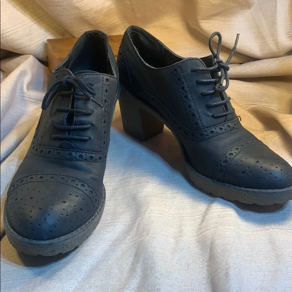 Graceland almost NEW ankle booties worn once